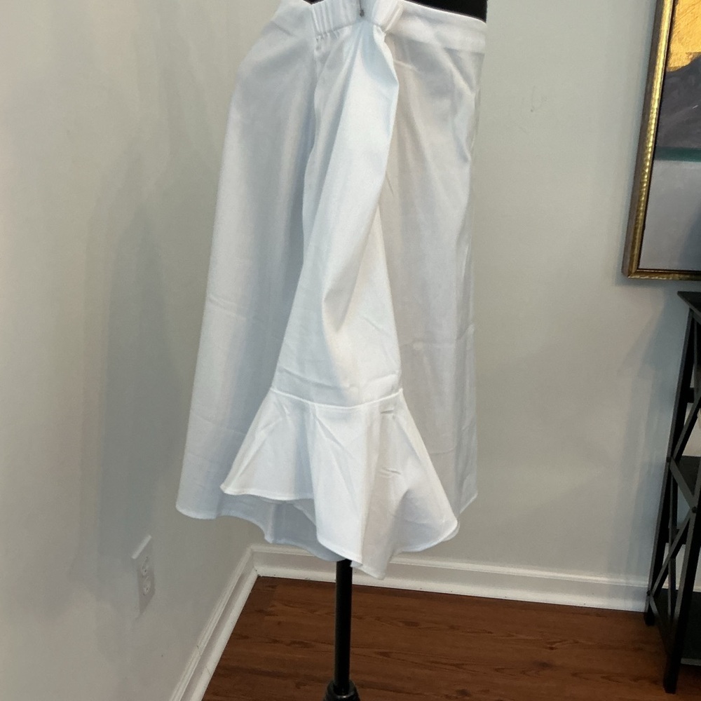 White Off-Shoulder Blouse - Picture 5 of 10